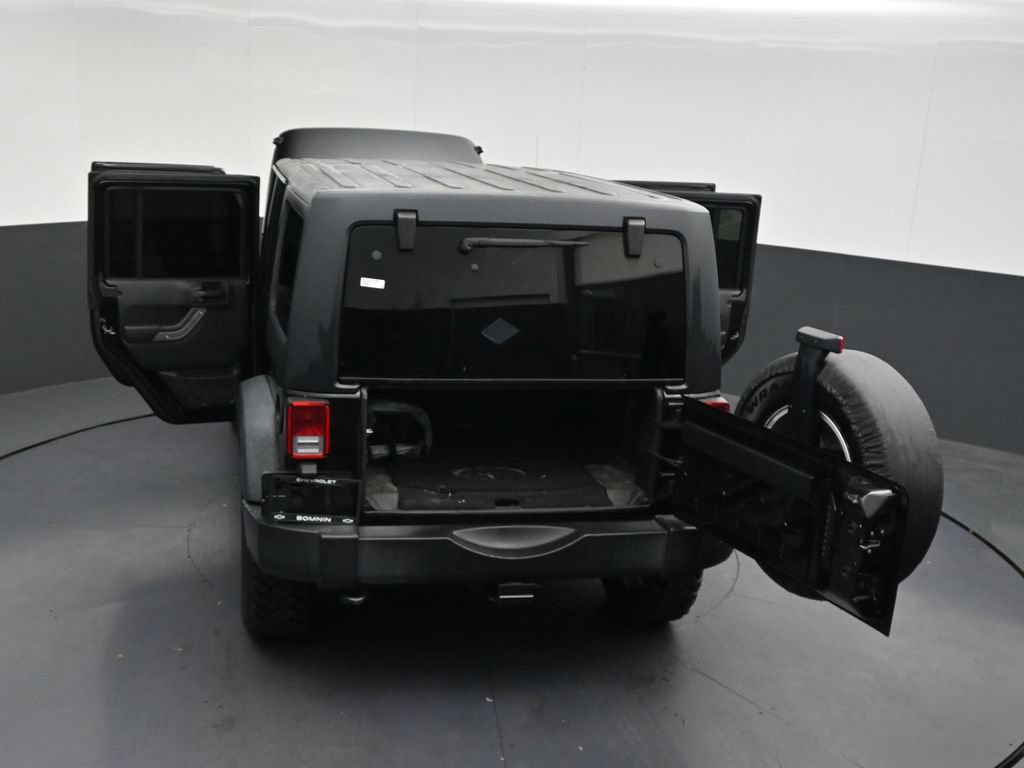 Used 2018 Jeep Wrangler Unlimited Sport S AWD/4WD image 35