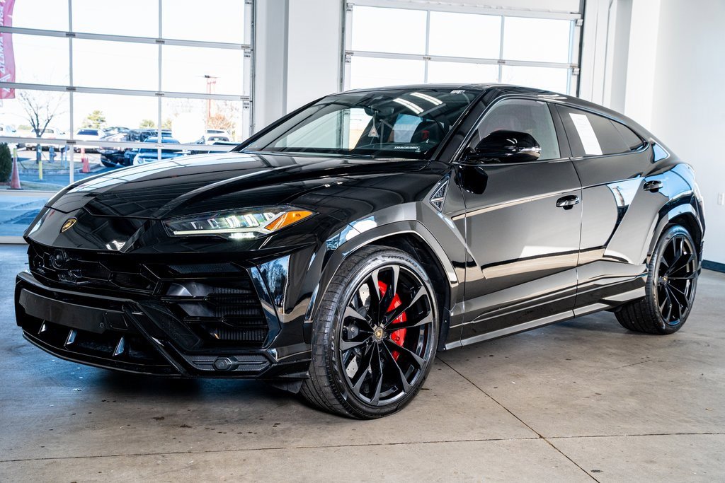 Used 2021 Lamborghini Urus image 11