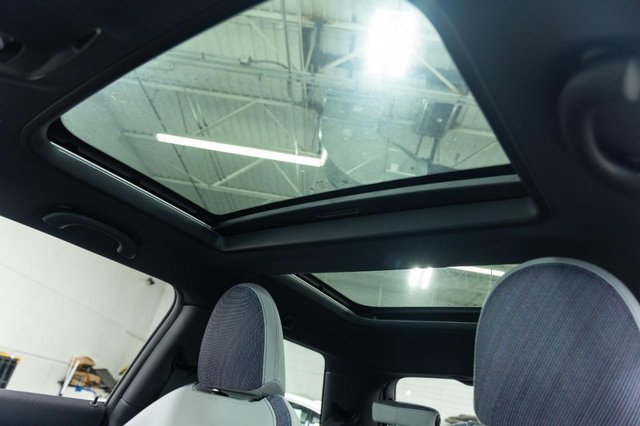 New 2027 MINI Cooper 2-Door Hardtop FWD image 12