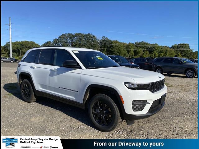New 2025 Jeep Grand Cherokee Laredo