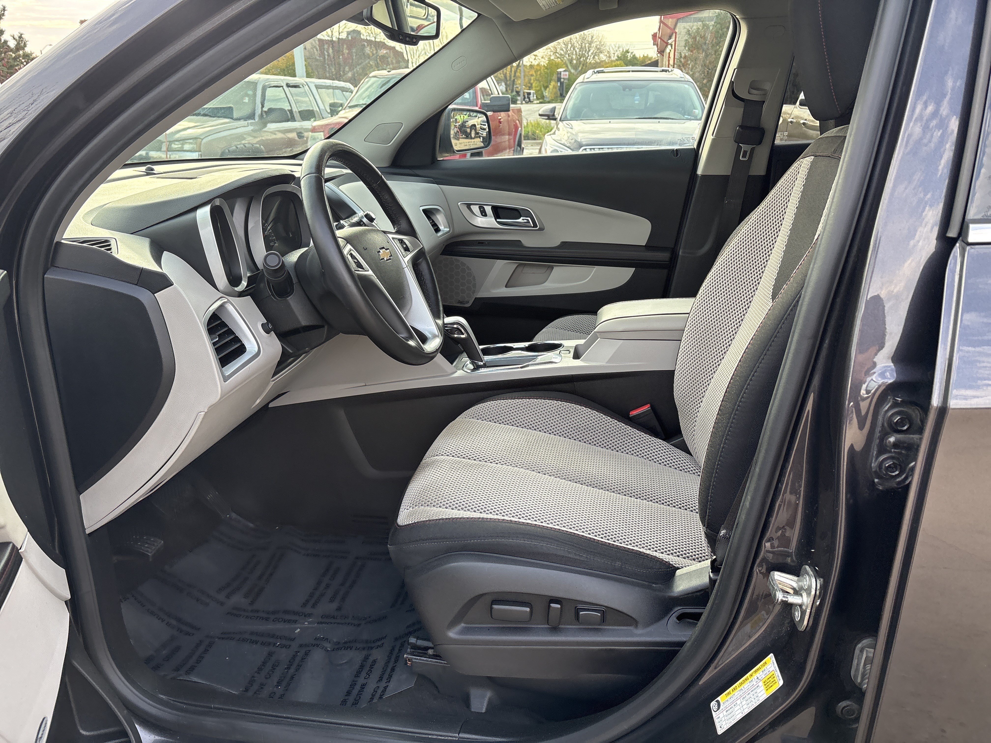 Used 2015 Chevrolet Equinox LT w/ Power Convenience Package FWD image 11