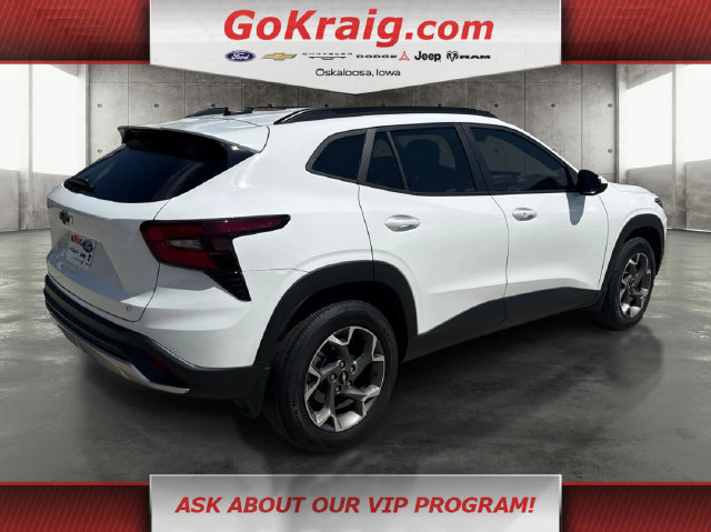 Used 2026 Chevrolet Trax LT w/ Driver Confidence Package FWD image 5