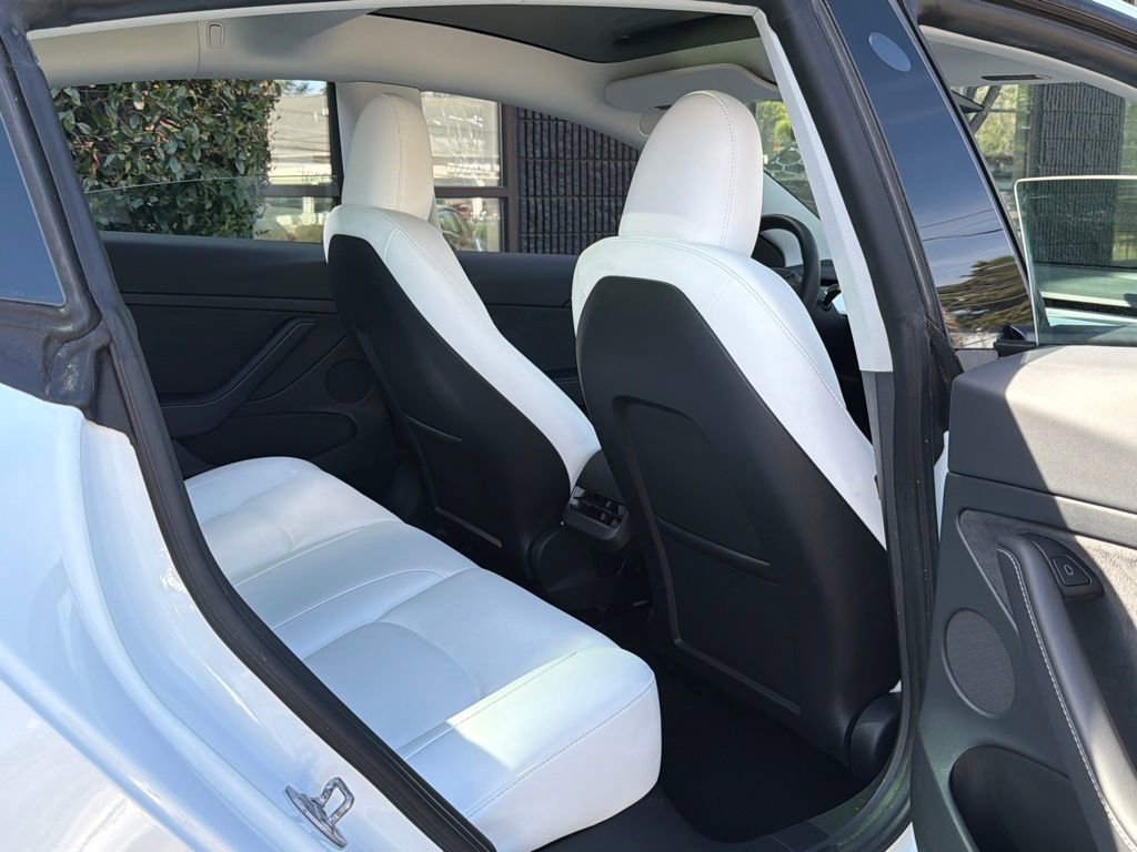 Used 2023 Tesla Model 3 Standard Range RWD image 37