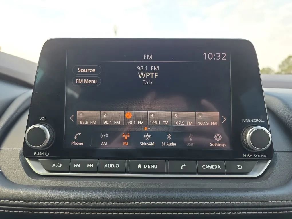 Used 2022 Nissan Rogue SV w/ SV Premium Package image 26