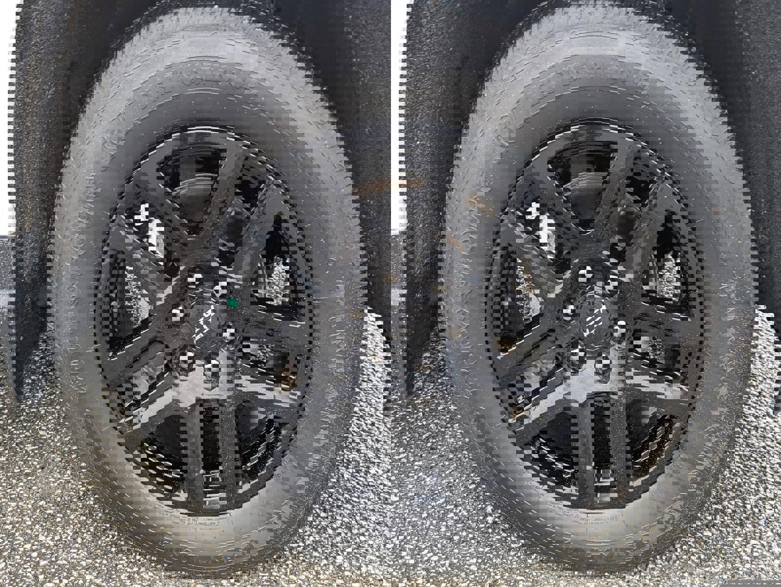 Used 2022 Chevrolet Silverado 1500 Custom image 11