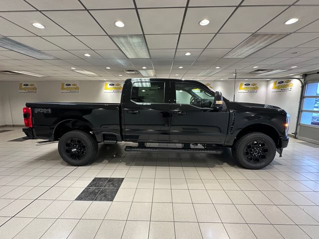 New 2026 Ford F250 XLT w/ XLT Premium Package AWD/4WD image 3