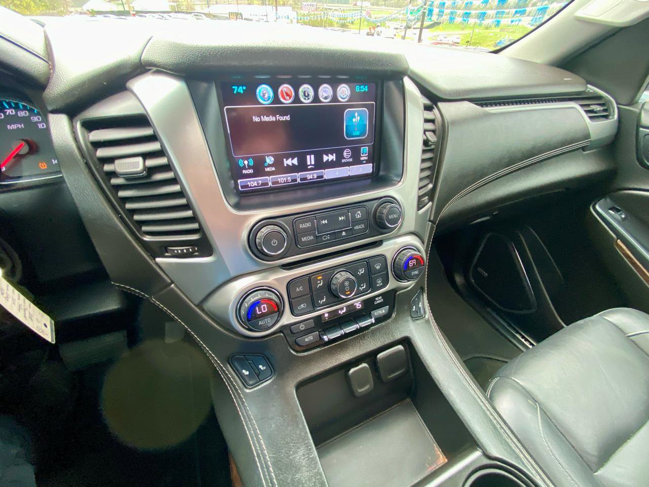 Used 2018 Chevrolet Tahoe LT AWD/4WD image 25