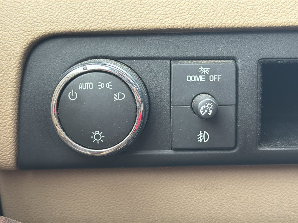 Used 2011 Cadillac Escalade ESV Premium AWD/4WD image 16