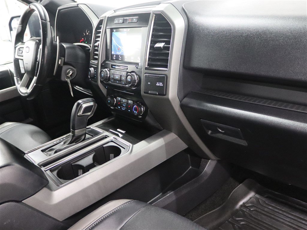 Used 2018 Ford F150 Raptor w/ Equipment Group 801A Mid AWD/4WD image 31