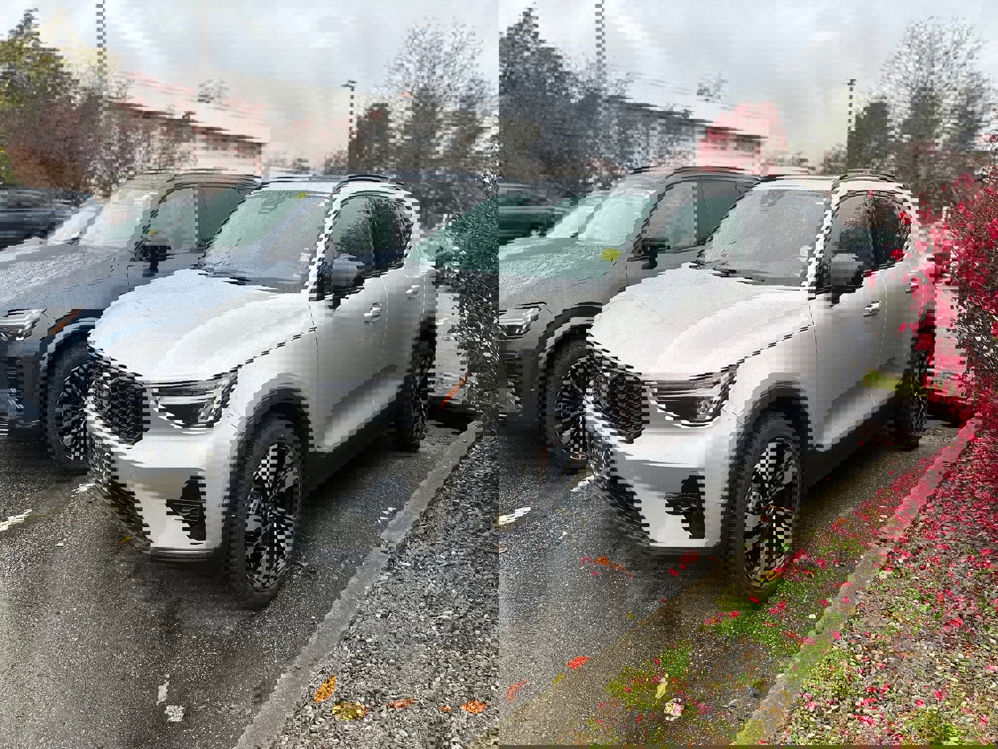 Certified 2025 Volvo XC40 B5 Plus