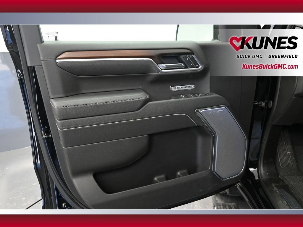 New 2026 GMC Sierra 1500 Denali w/ Denali Reserve Package image 22
