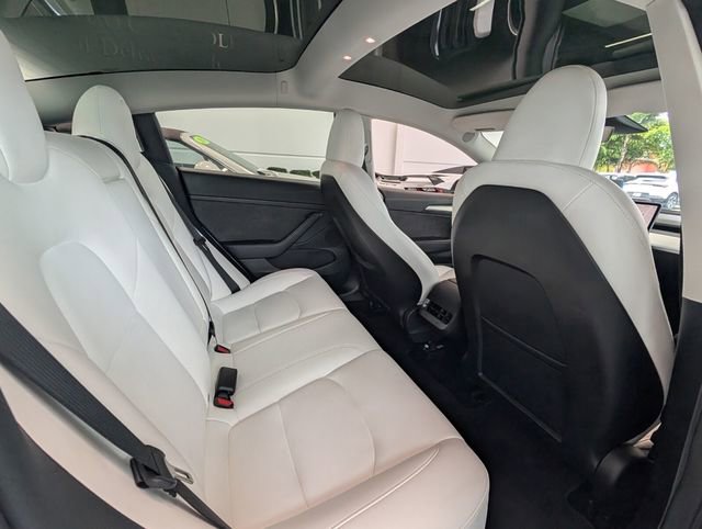 Used 2023 Tesla Model 3 Standard Range RWD image 13