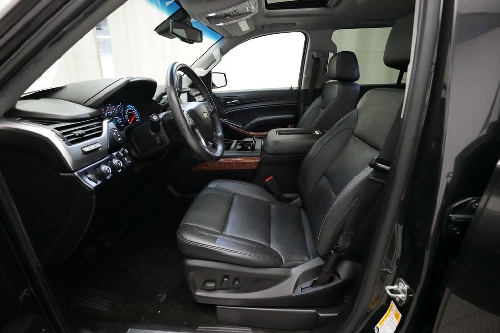 Used 2018 Chevrolet Suburban Premier image 7