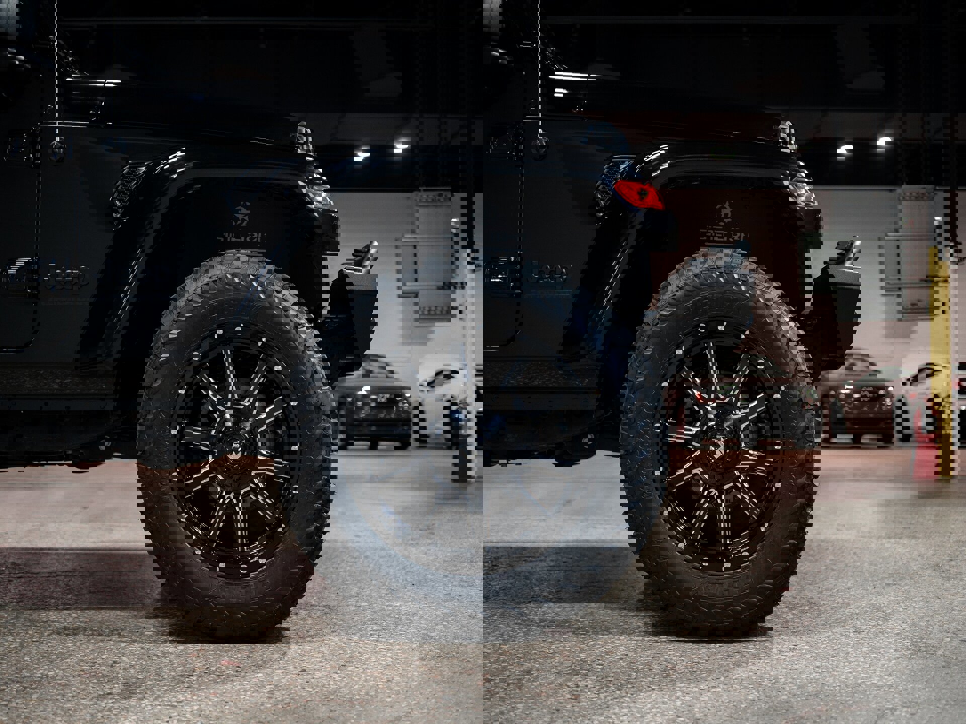 Used 2022 Jeep Gladiator Sport image 15