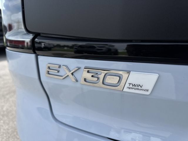 New 2026 Volvo EX30 Cross Country Ultra w/ Protection Package Premier AWD/4WD image 31