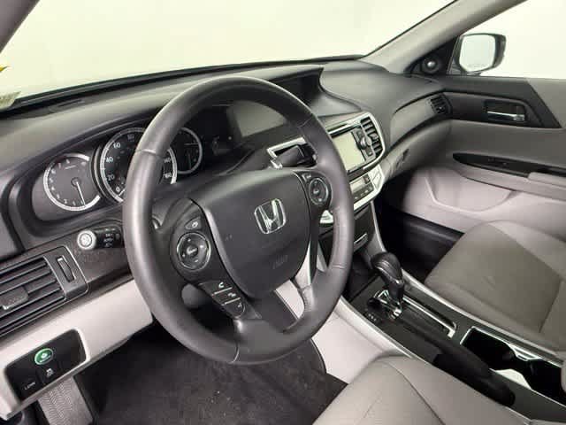 Used 2015 Honda Accord EX-L image 16
