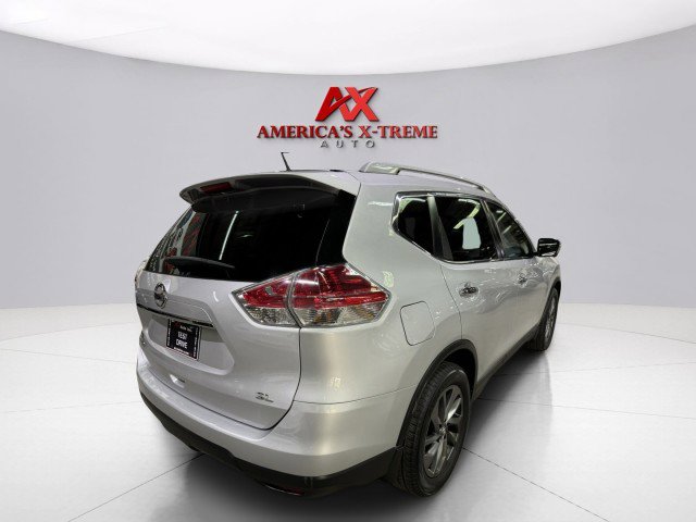 Used 2016 Nissan Rogue SL w/ SL Premium Package image 4
