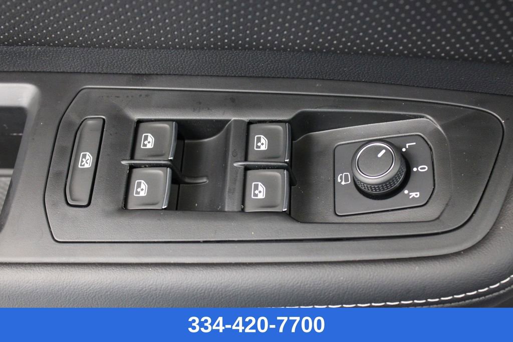 New 2025 Volkswagen Atlas Cross Sport SEL Premium R-Line image 16