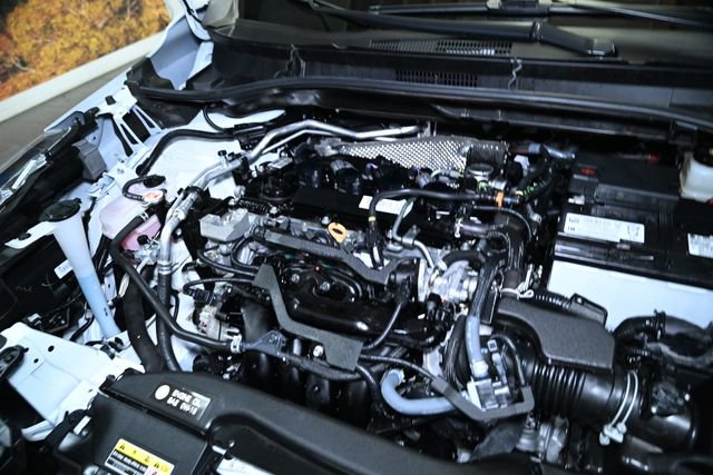 Used 2023 Toyota Corolla Cross XLE w/ Convenience Package image 21