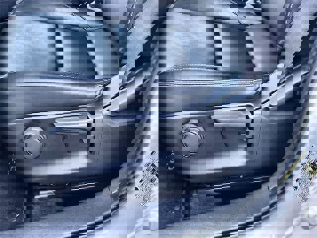 Used 2021 MAZDA CX-30 AWD 2.5 S w/ Select Package image 31