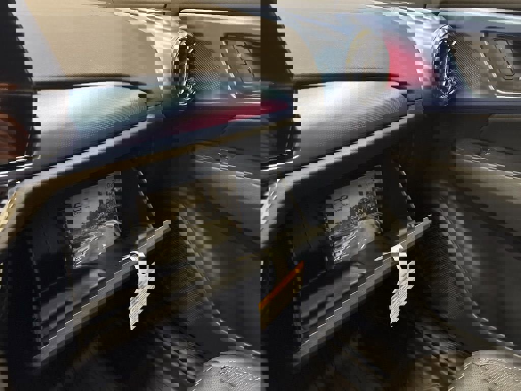 New 2026 Chevrolet Equinox EV LT w/ Convenience Package II image 18