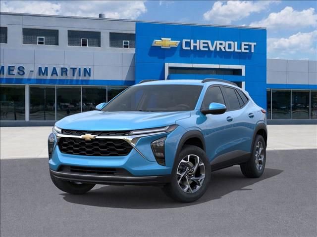 New 2026 Chevrolet Trax LT w/ Driver Confidence Package image 6