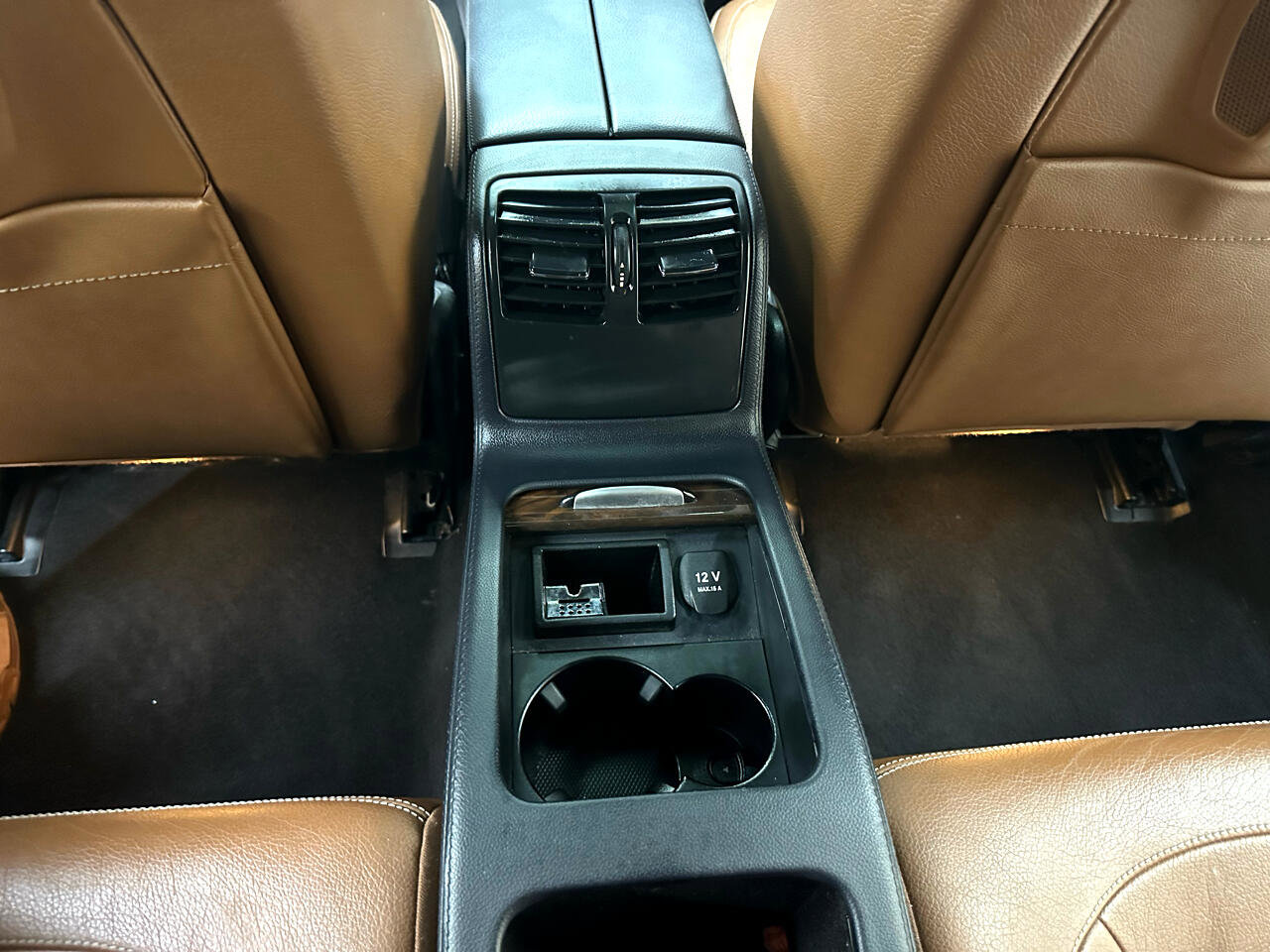 Used 2015 Mercedes-Benz CLS 400 w/ Premium 2 Package image 34