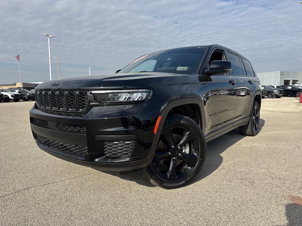 Used 2024 Jeep Grand Cherokee L Laredo
