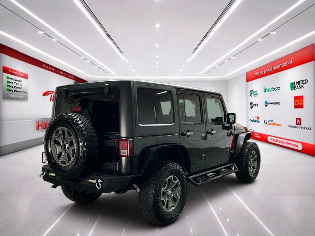 Used 2018 Jeep Wrangler Unlimited Rubicon w/ Connectivity Group image 6