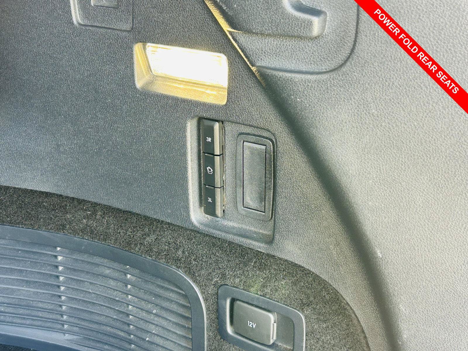 Used 2025 Lincoln Aviator AWD image 16