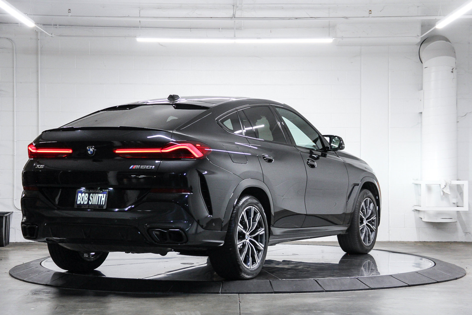 Used 2025 BMW X6 M60i AWD/4WD image 6