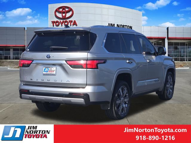 Used 2023 Toyota Sequoia Capstone AWD/4WD image 8