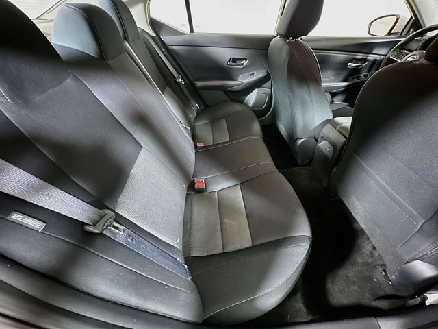 Used 2024 Nissan Sentra SV FWD image 24