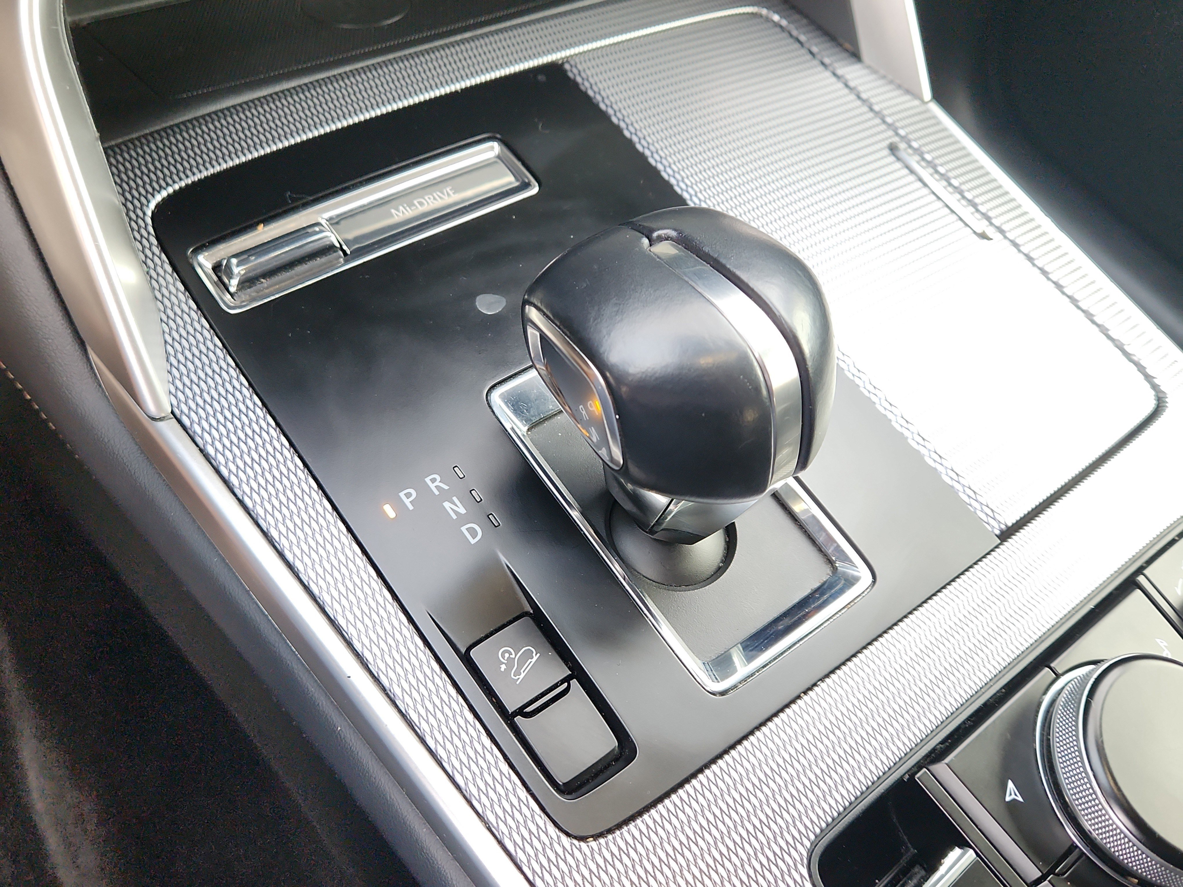 Used 2024 MAZDA CX-90 3.3 Turbo w/ Premium Package image 24