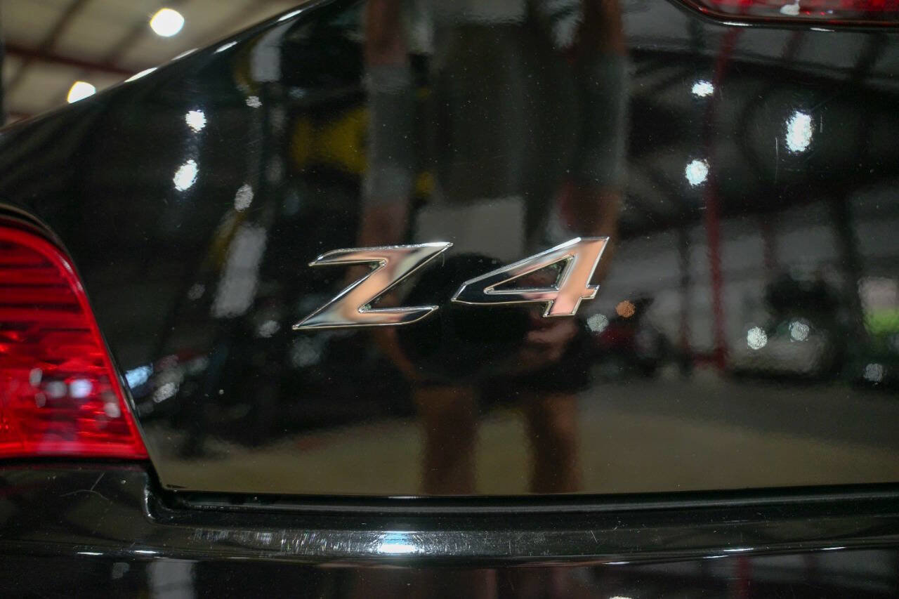 Used 2006 BMW Z4 3.0i image 33