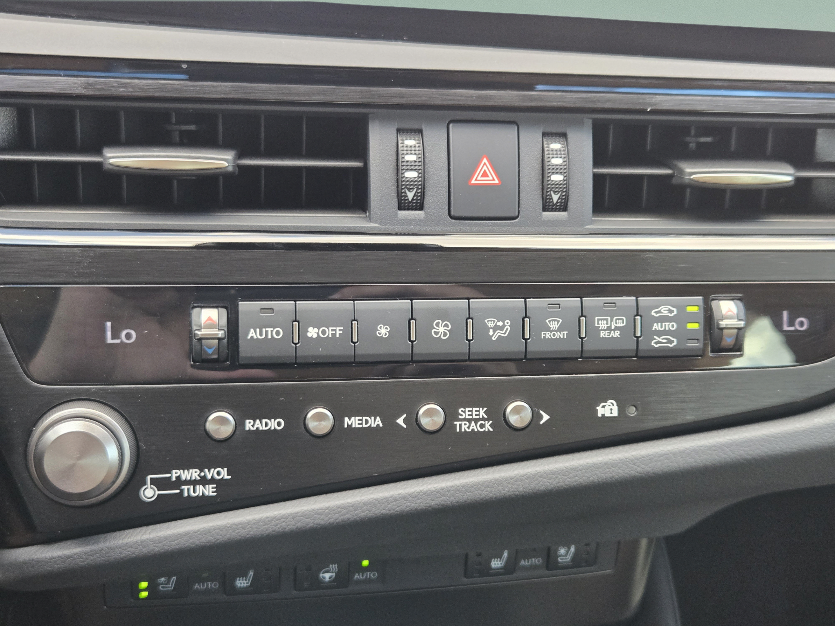Certified 2025 Lexus ES 350 w/ Premium Package FWD image 13