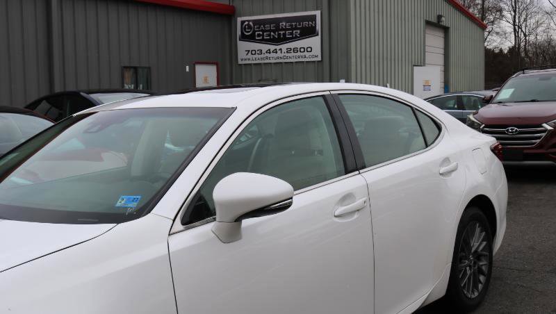 Used 2018 Lexus ES 350 w/ Premier Package image 5