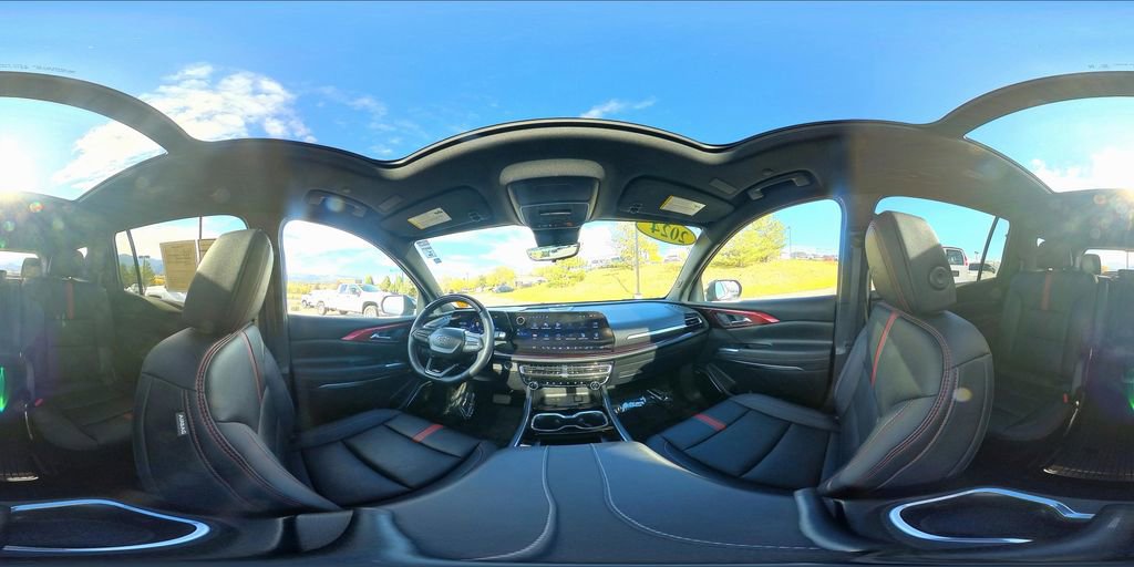 Used 2024 Chevrolet Traverse RS w/ LPO, Floor Liner Package image 37