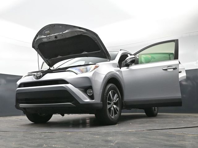 Used 2018 Toyota RAV4 XLE image 46
