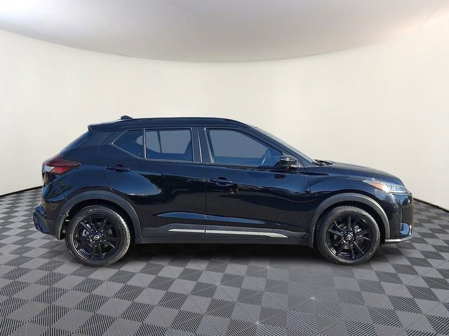 Certified 2023 Nissan Kicks SR w/ SR Premium Package FWD image 9