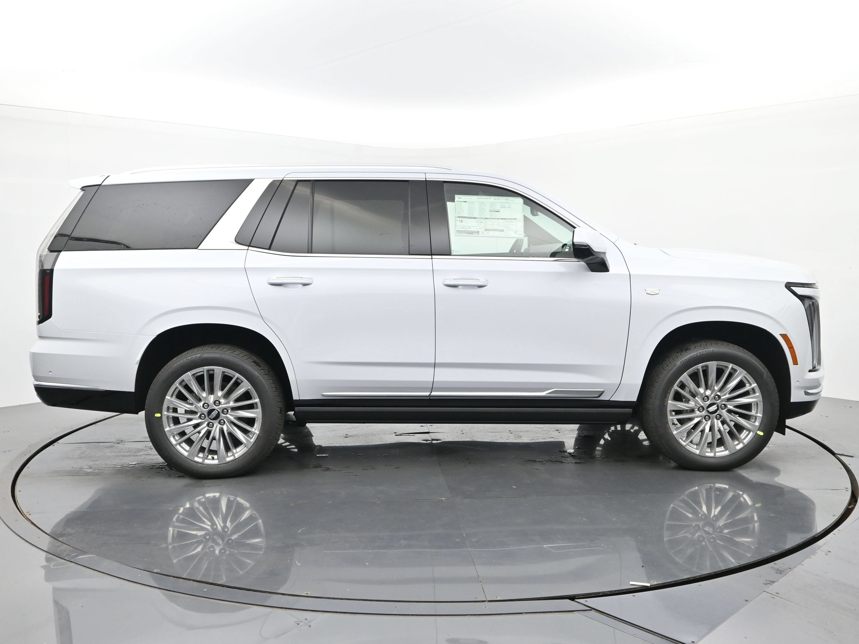 New 2026 Cadillac Escalade Luxury w/ Touring Package AWD/4WD image 6