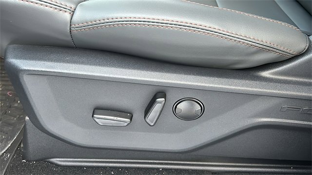 New 2025 Ford Expedition Max Active image 23