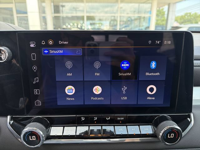 Used 2023 Chevrolet Colorado LT w/ LT Convenience Package AWD/4WD image 18