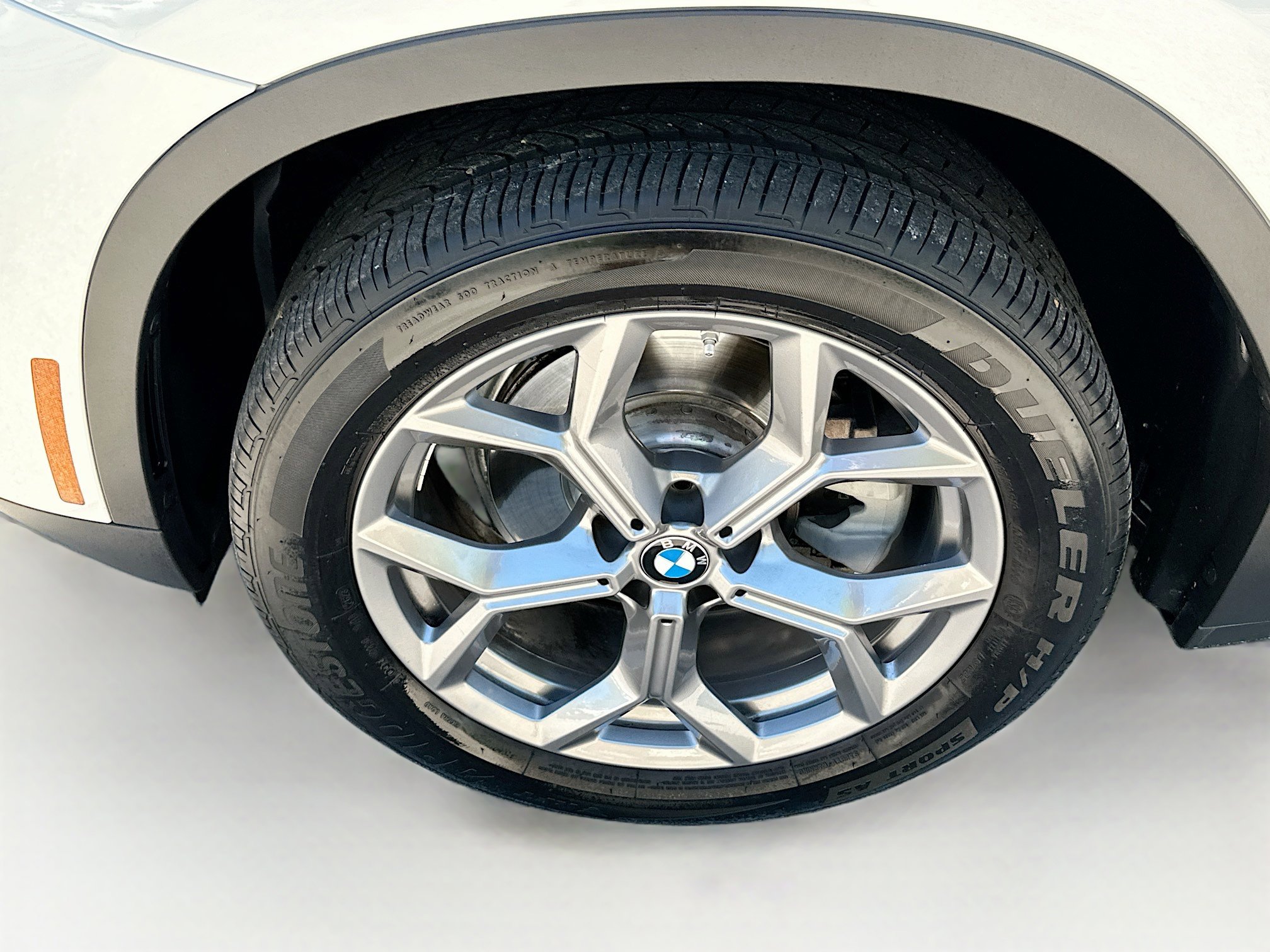 Certified 2024 BMW X3 sDrive30i w/ Convenience Package RWD image 33