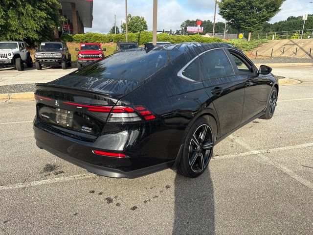 Used 2025 Honda Accord Sport image 4