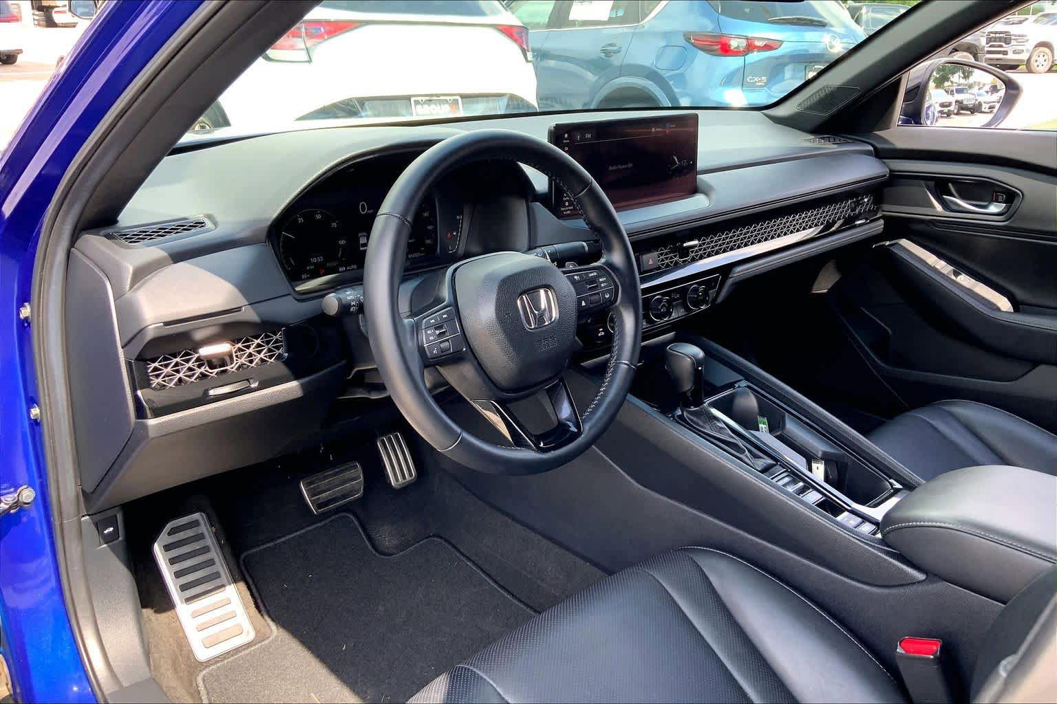 Used 2025 Honda Accord Sport image 16