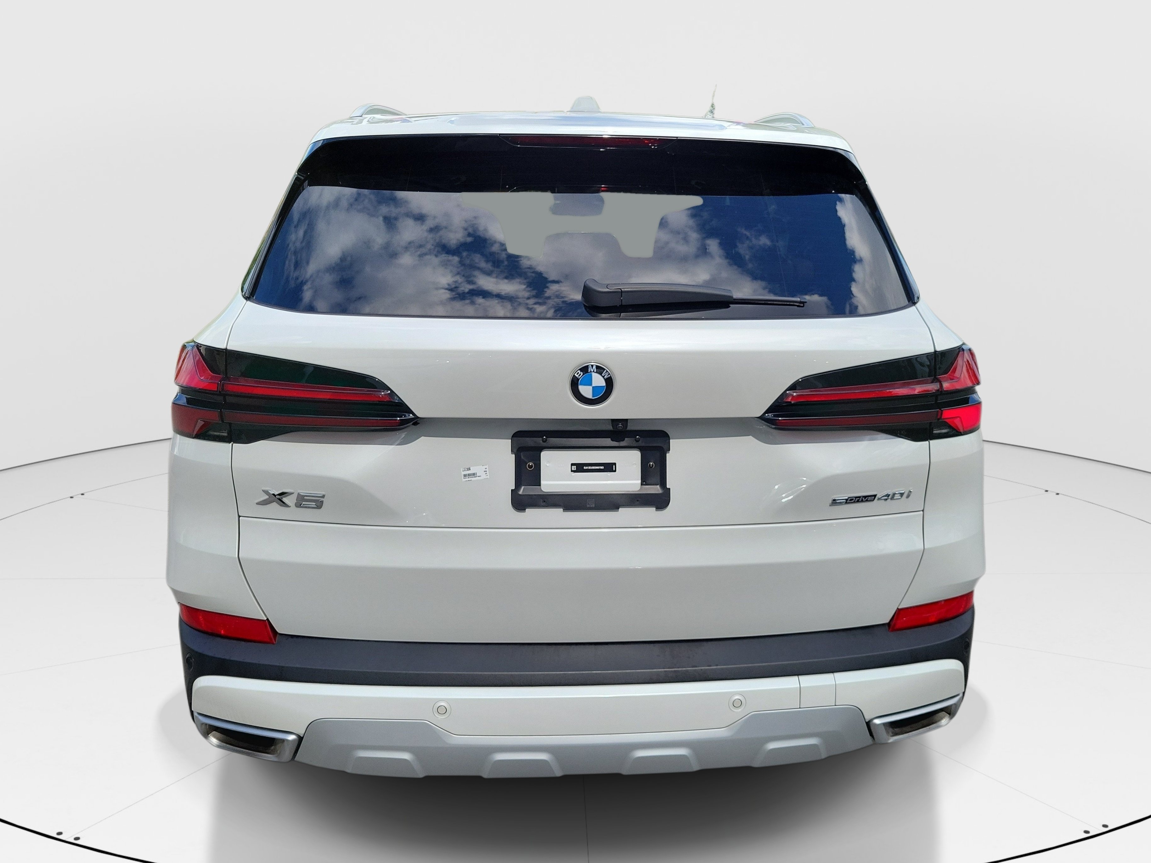Used 2025 BMW X5 sDrive40i w/ Premium Package RWD image 5
