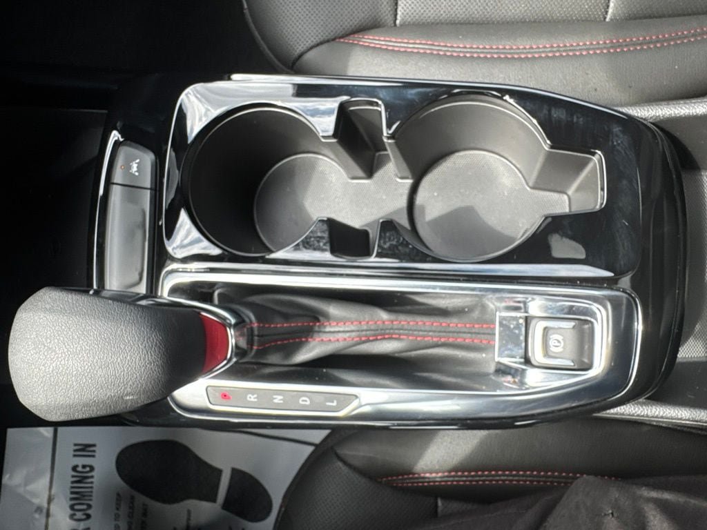 Used 2026 Chevrolet Trax RS w/ Sunroof Package FWD image 19