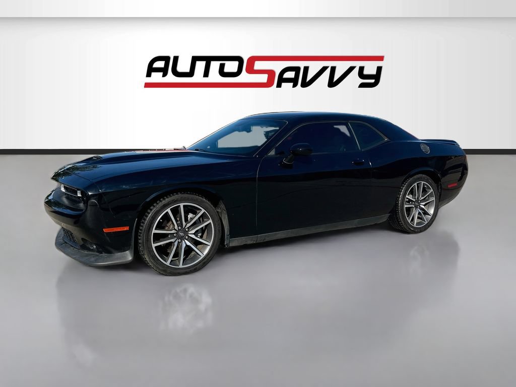 Used 2023 Dodge Challenger R/T RWD image 3