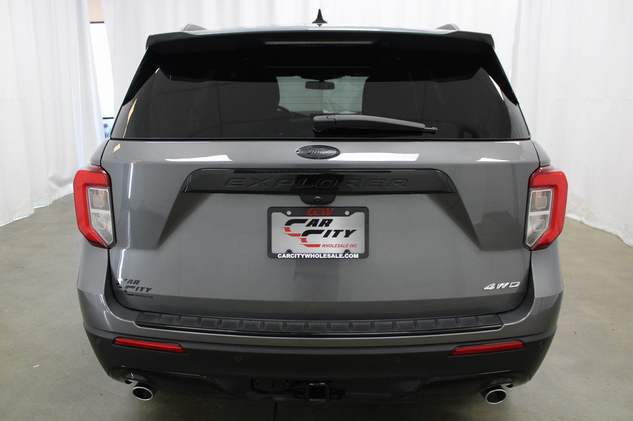 Used 2023 Ford Explorer ST-Line w/ Class IV Trailer Tow Package image 7